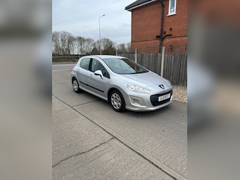 Used Peugeot 308 2011 for sale - 76264461: Photo