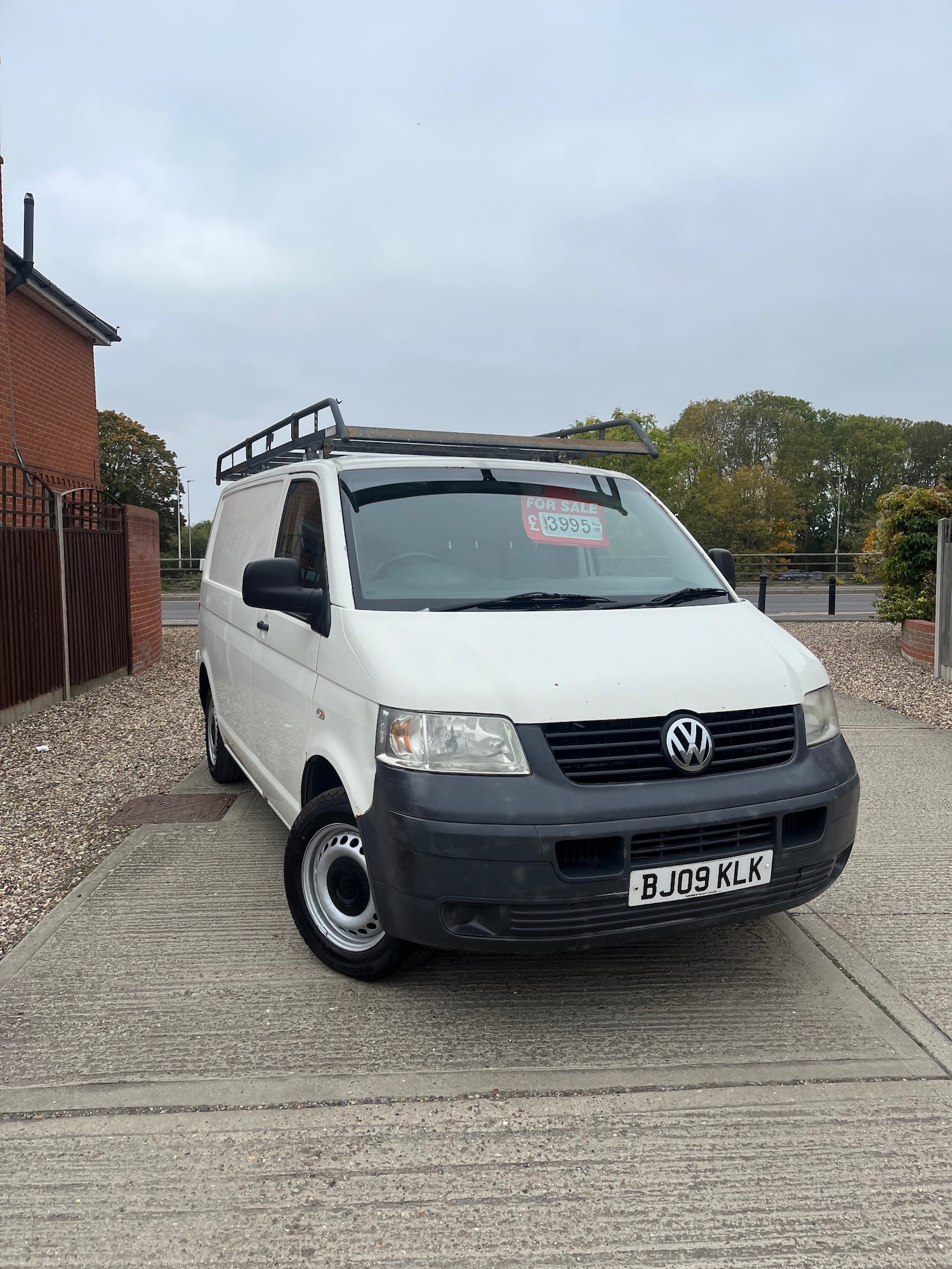 Used Volkswagen Transporter 2009 for sale - 76262916: Photo 2