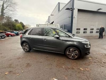 2016 - 2.0 BlueHDi Exclusive+ 5dr EAT6