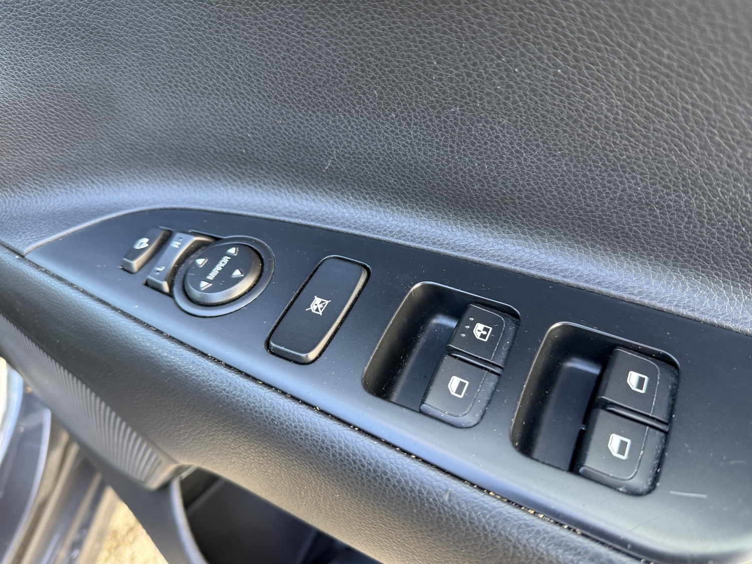 Used Kia Rio 2018 for sale - 76571231: Photo 24