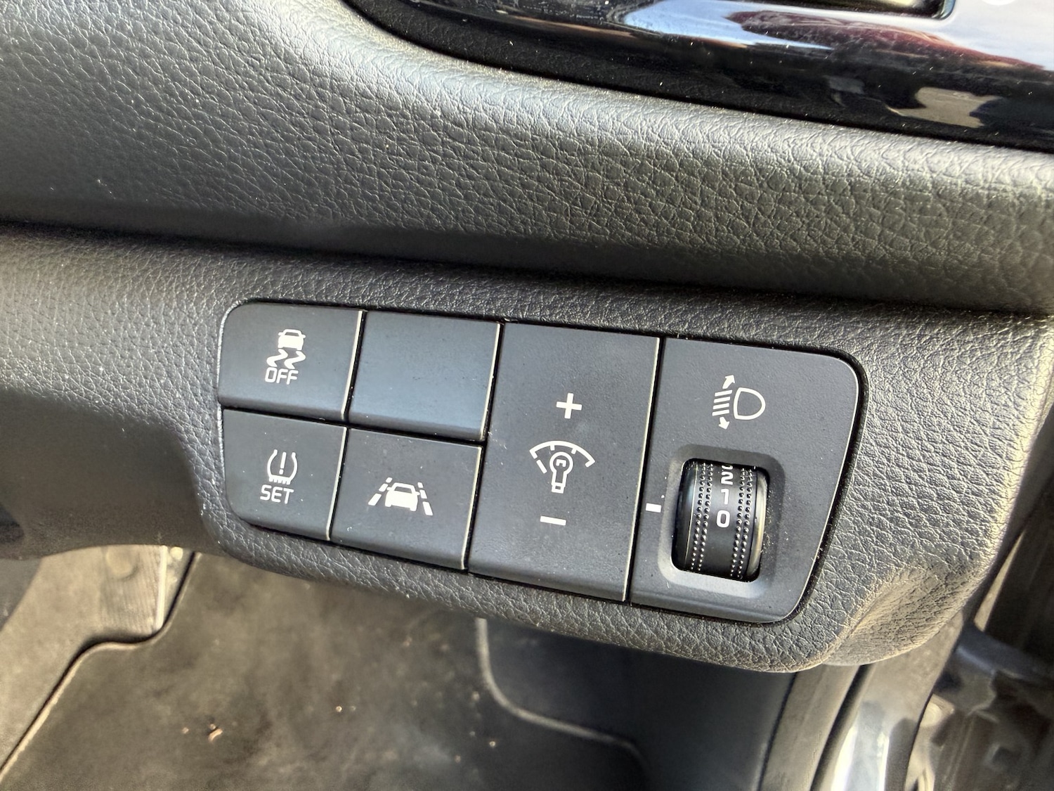 Used Kia Rio 2018 for sale - 76571231: Photo 25