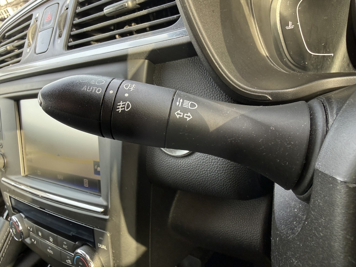 Used Renault Kadjar 2017 for sale - 78125147: Photo 30