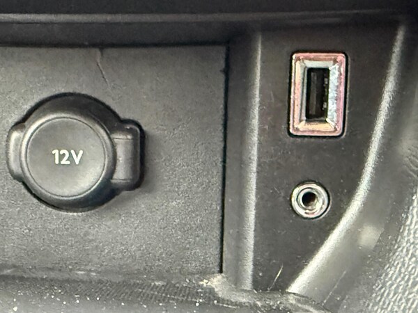 Used Peugeot 308 2017 for sale - 74320867: Photo 19