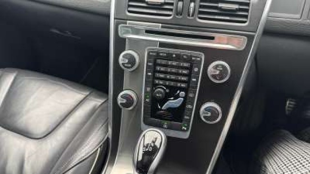 Used Volvo XC60 2016 for sale - 77921389: Photo 12