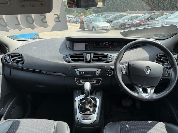 Used Renault Grand Scenic 2013 for sale - 75289274: Photo 24