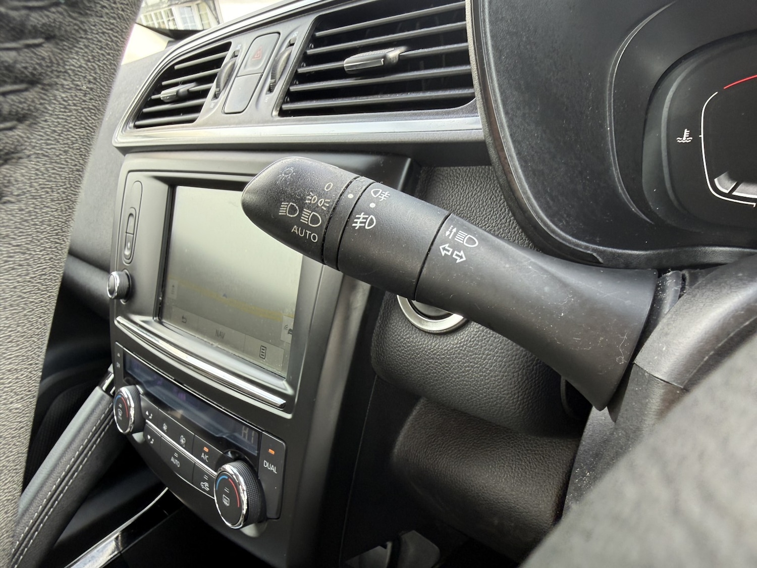 Used Renault Kadjar 2017 for sale - 78125123: Photo 25