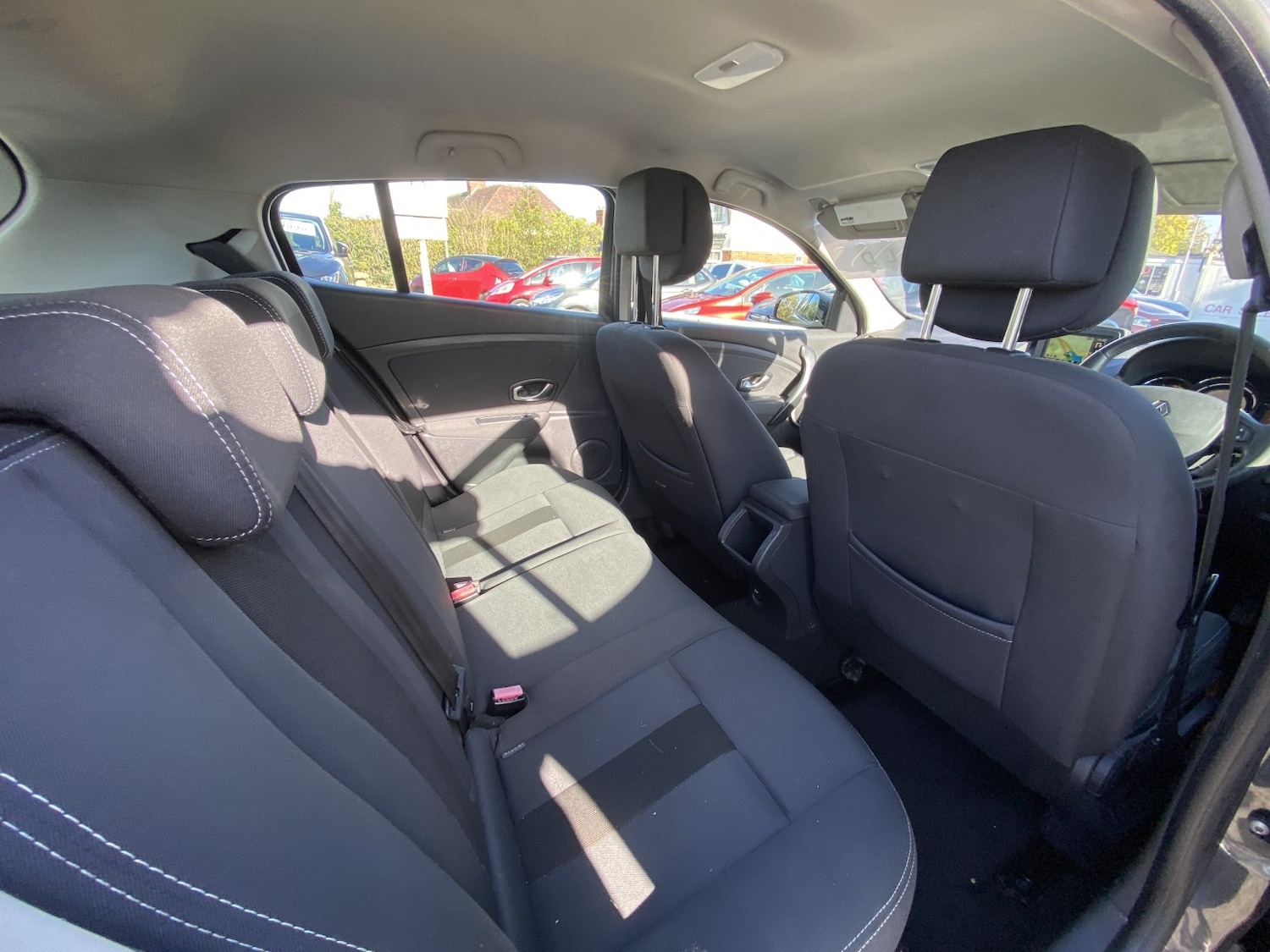 Used Renault Megane 2011 for sale - 77464649: Photo 12