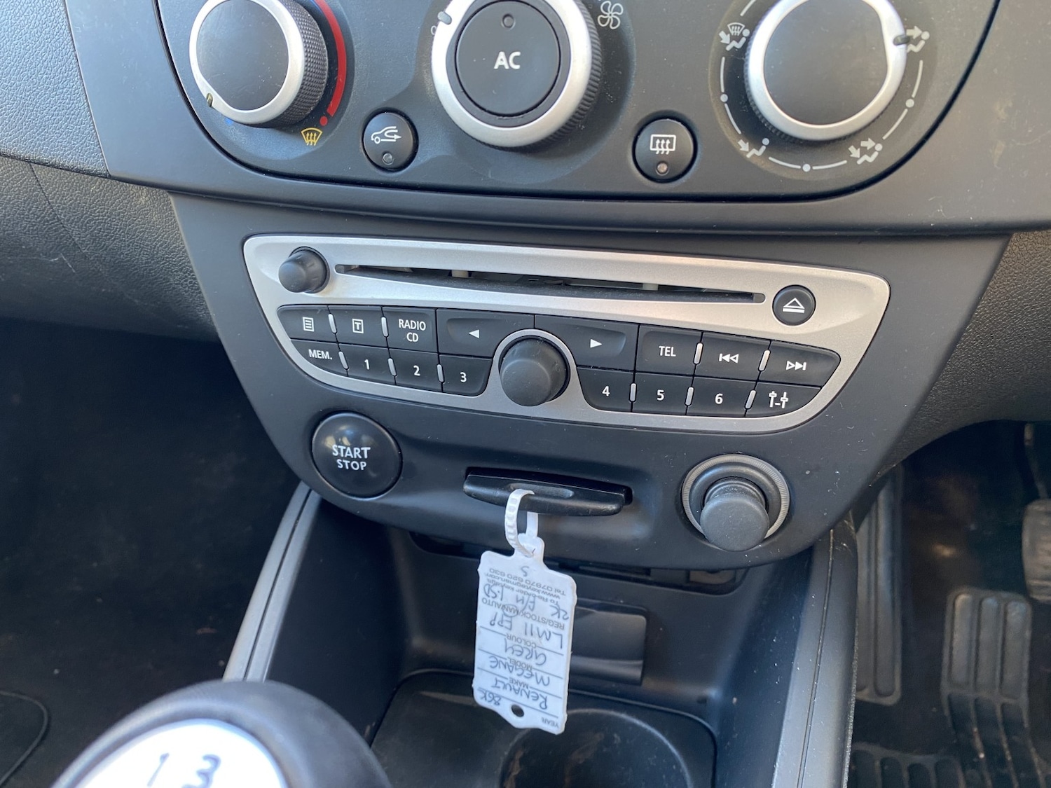 Used Renault Megane 2011 for sale - 77464649: Photo 25