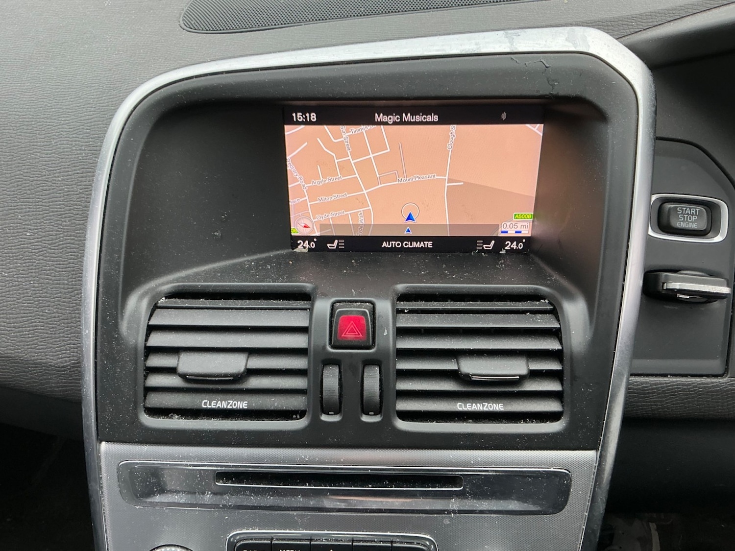 Used Volvo XC60 2017 for sale - 77508403: Photo 9