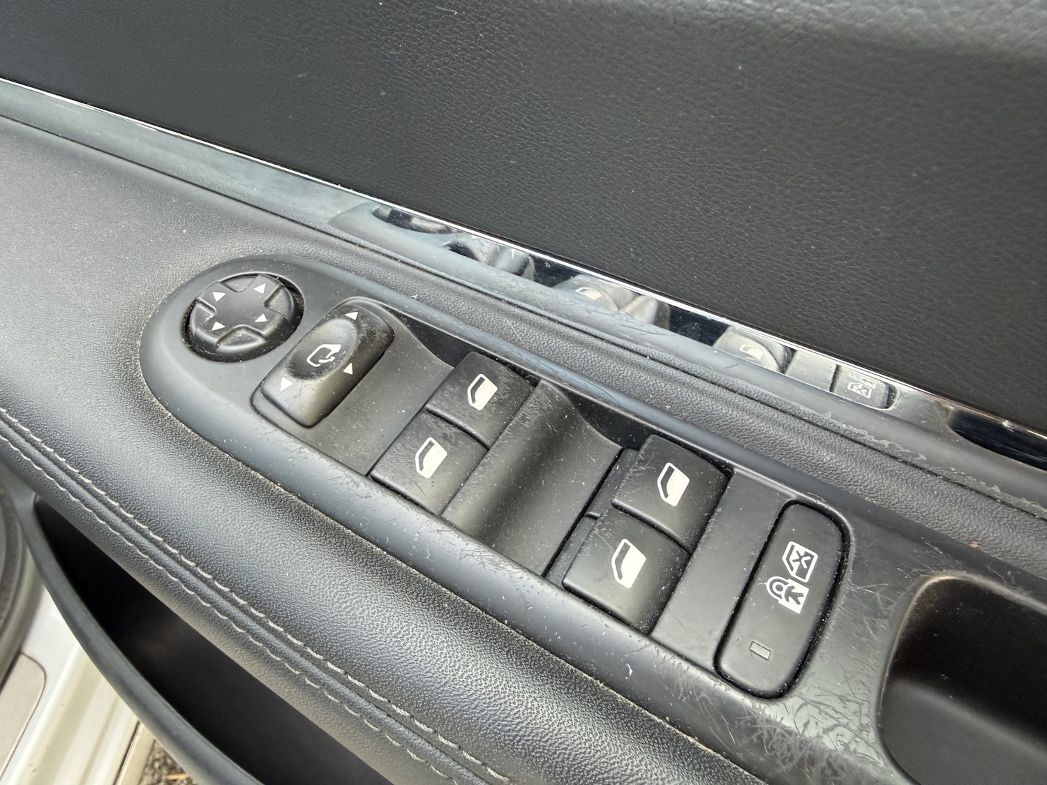 Used Peugeot 3008 2014 for sale - 76794226: Photo 24