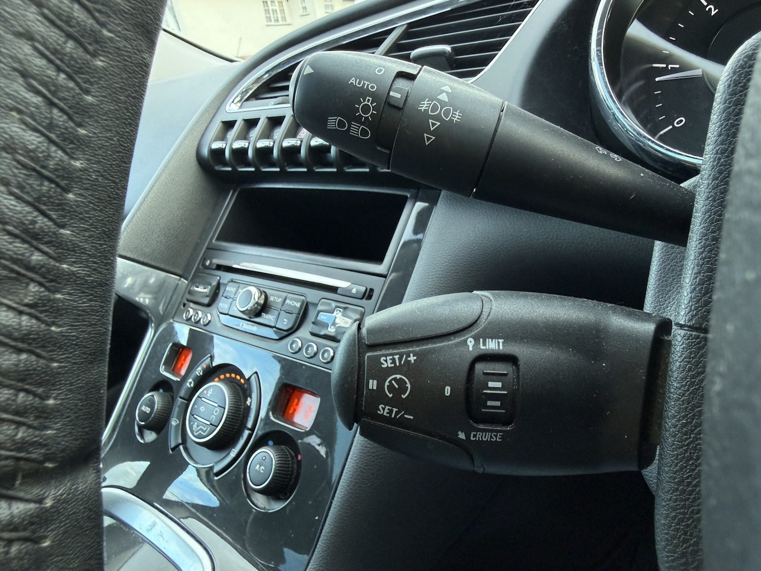 Used Peugeot 3008 2014 for sale - 76794226: Photo 30