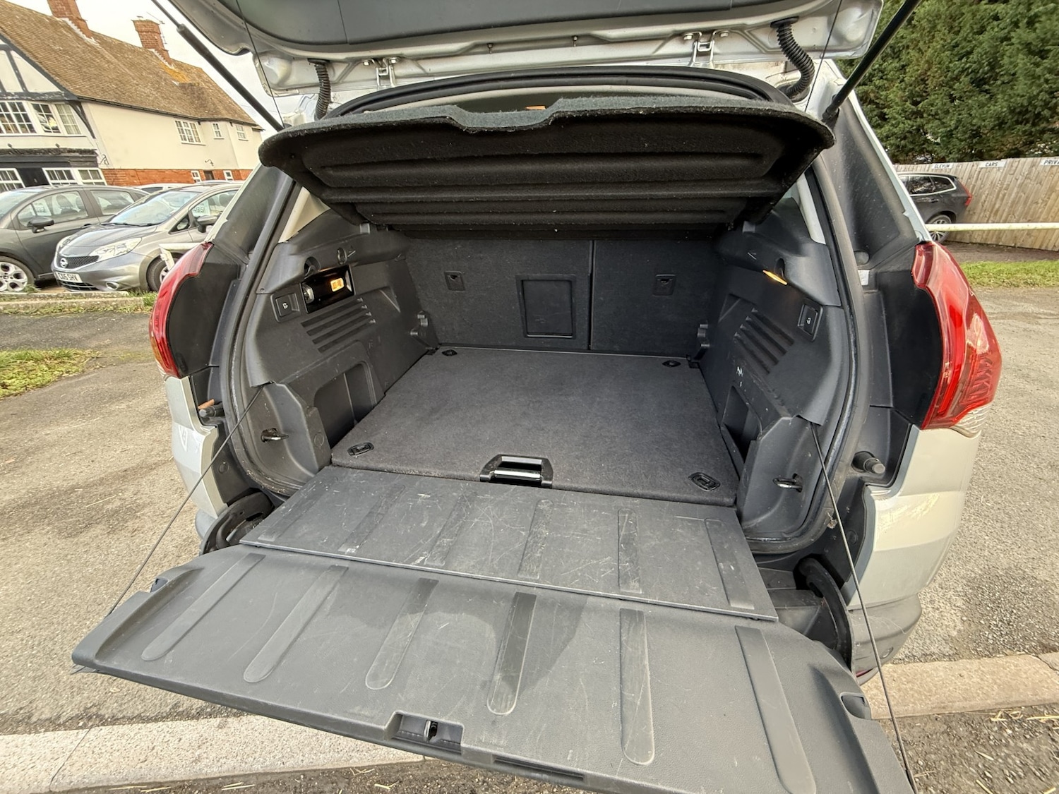 Used Peugeot 3008 2014 for sale - 76794226: Photo 8