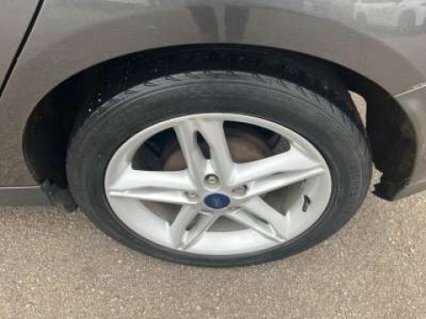 Used Ford Focus 2015 for sale - 77921348: Photo 11