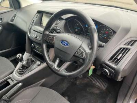 Used Ford Focus 2015 for sale - 77921348: Photo 12