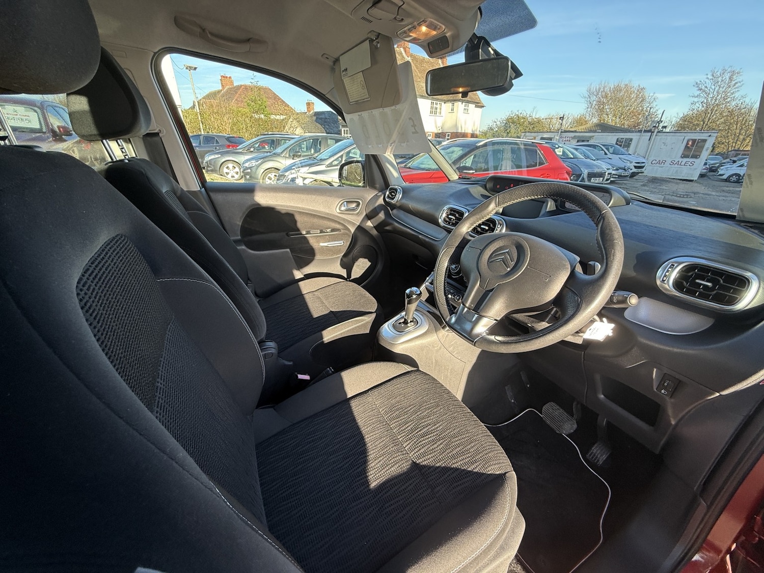 Used Citroen C3 Picasso 2012 for sale - 76643439: Photo 10