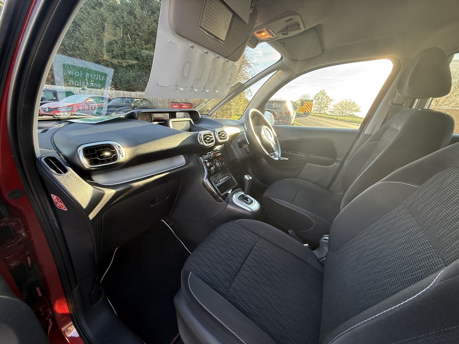 Used Citroen C3 Picasso 2012 for sale - 76643439: Photo 18