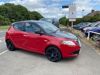 Used Chrysler Ypsilon 2013 for sale - 74864272: Photo