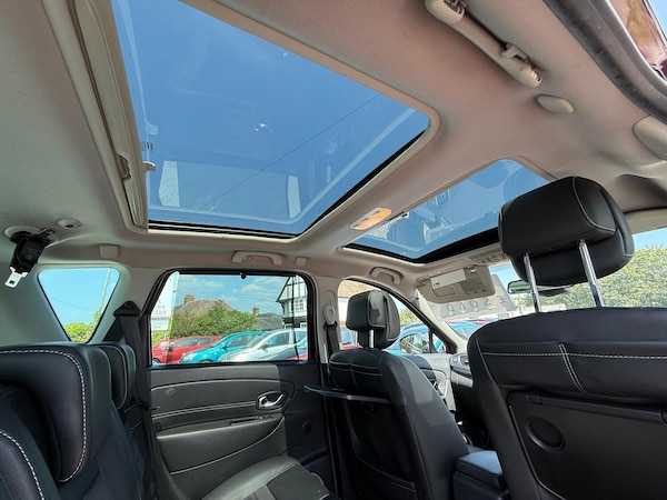 Used Renault Scenic 2013 for sale - 75338059: Photo 30