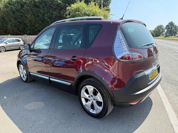 Used Renault Scenic 2013 for sale - 75338059: Photo 6