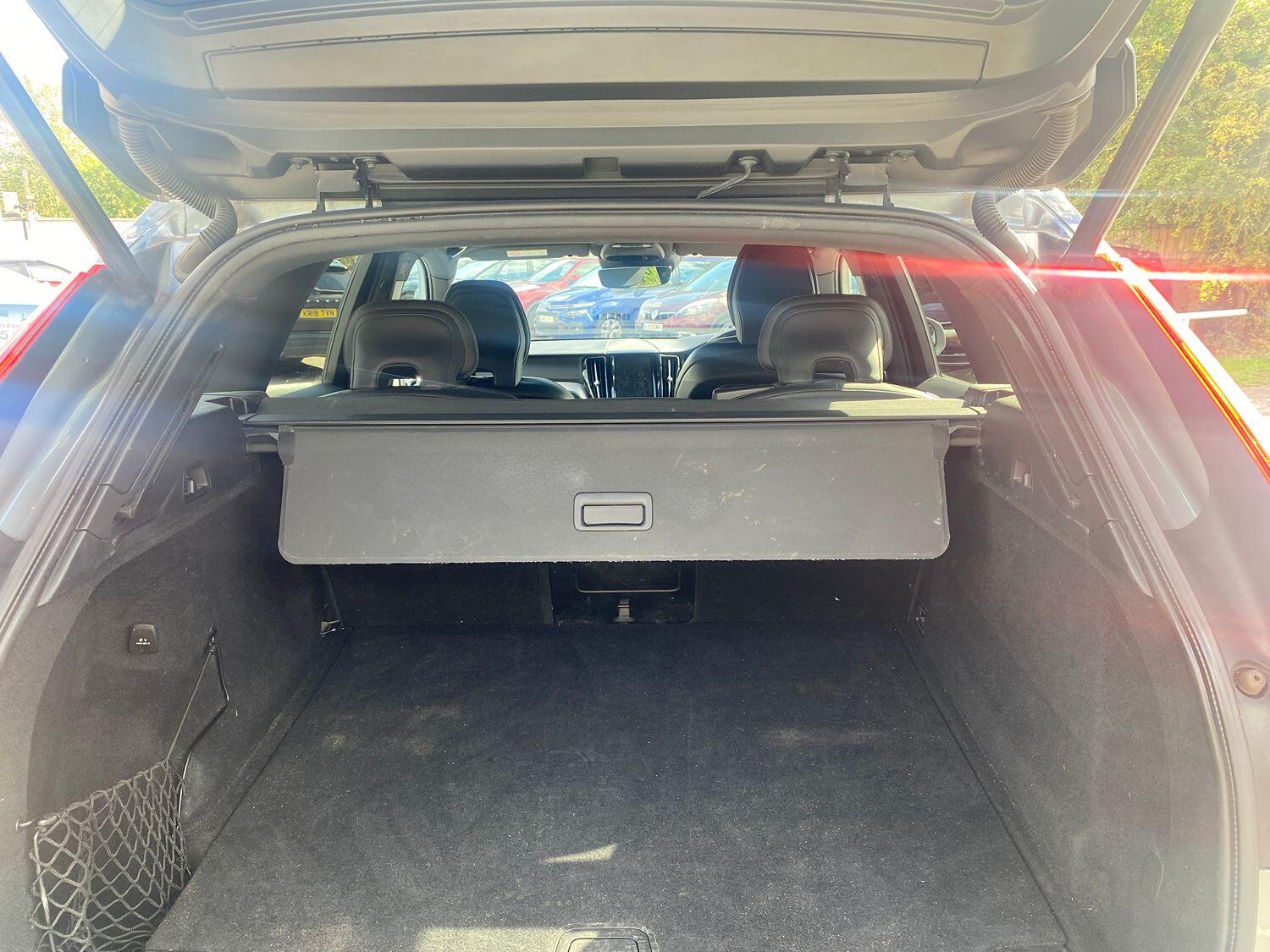 Used Volvo XC60 2018 for sale - 76120264: Photo 13