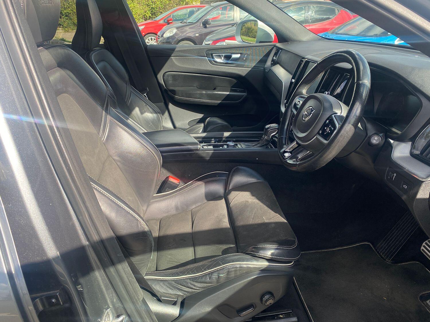 Used Volvo XC60 2018 for sale - 76120264: Photo 16