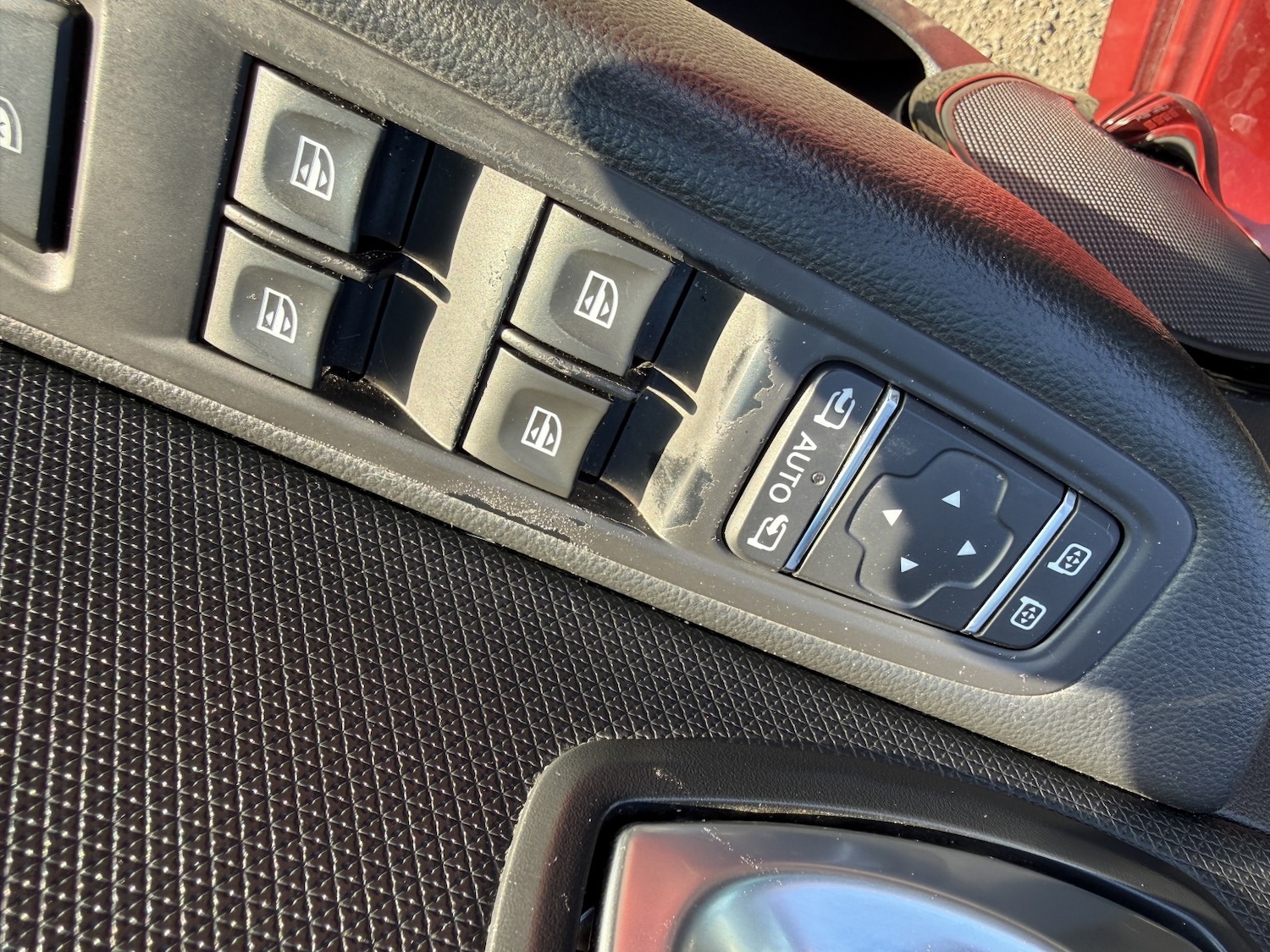 Used Renault Clio 2018 for sale - 76924331: Photo 23