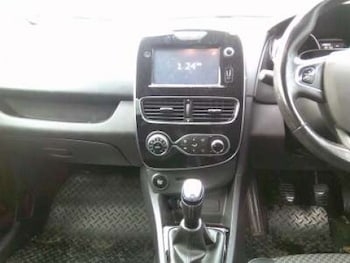 Used Renault Clio 2018 for sale - 76924331: Photo