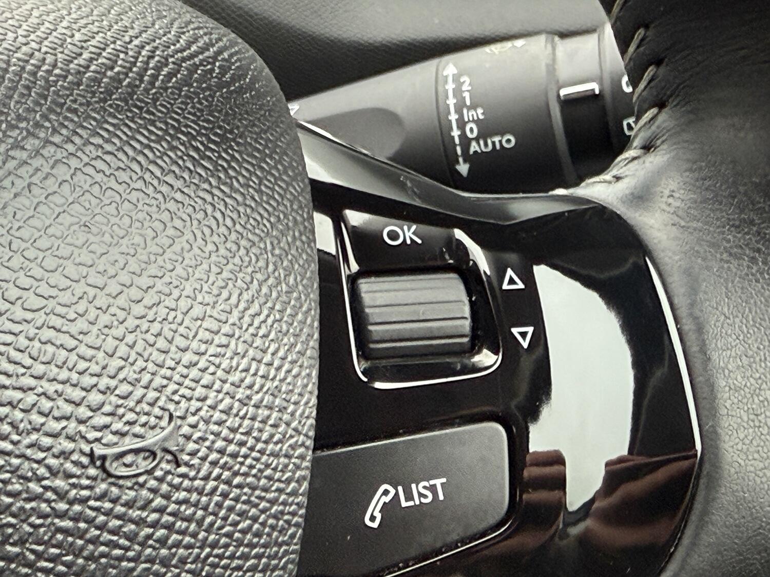 Used Peugeot 308 2017 for sale - 76794231: Photo 17