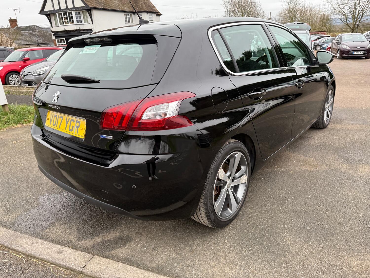 Used Peugeot 308 2017 for sale - 76794231: Photo 6