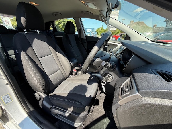 Used Hyundai i30 2012 for sale - 75223209: Photo 11