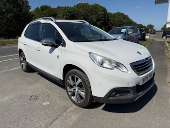 Used Peugeot 2008 2015 for sale - 75406195: Photo