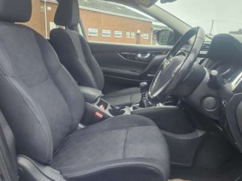 Used Nissan Qashqai 2016 for sale - 77668671: Photo 15