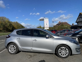 2016 - 1.5 Dynamique Nav dCi 110 5-Door