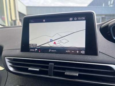 Used Peugeot 3008 2018 for sale - 77991757: Photo 8