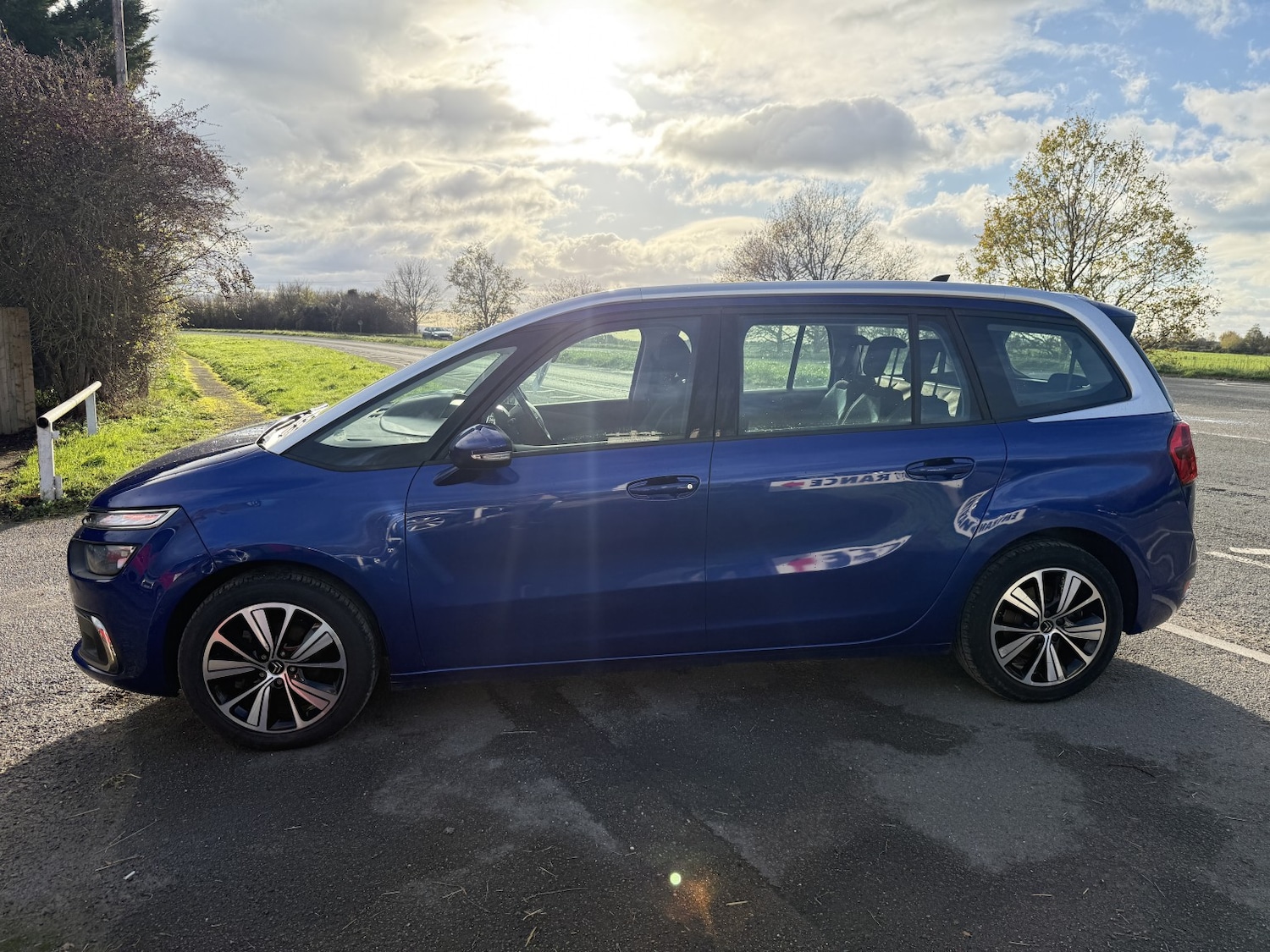 Used Citroen C4 Grand Picasso 2017 for sale - 76769397: Photo 5