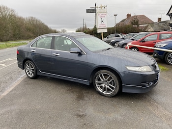 2009 - 2.0 i-VTEC ES 4-Door