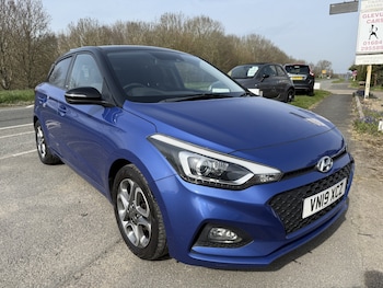 Used Hyundai i20 2019 for sale - 77961994: Photo