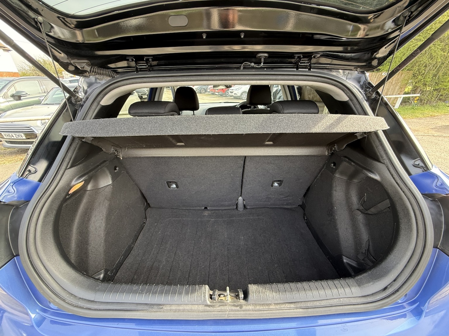 Used Hyundai i20 2019 for sale - 77961994: Photo 9