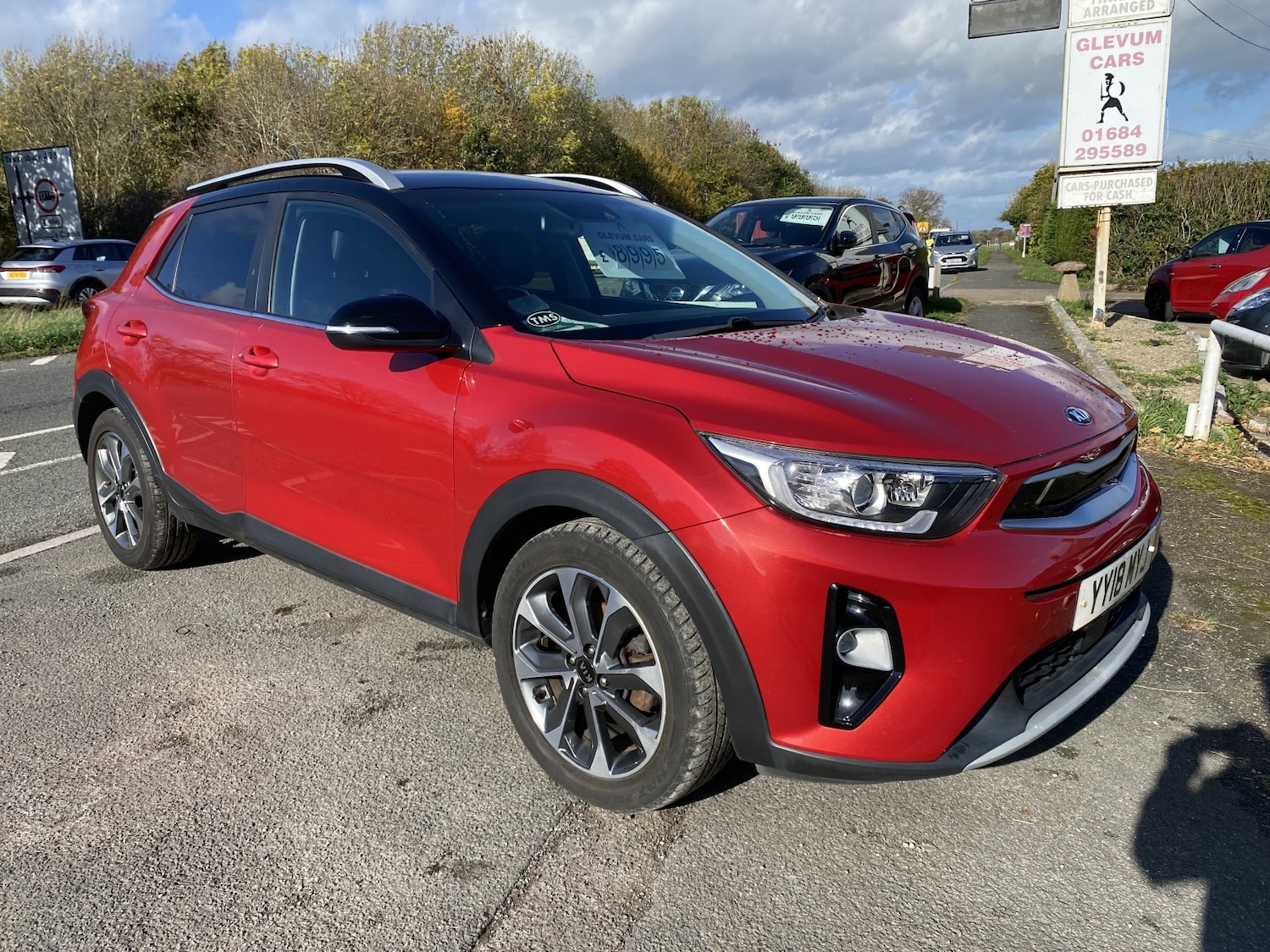 Used Kia Stonic 2018 for sale - 76120261: Photo 2