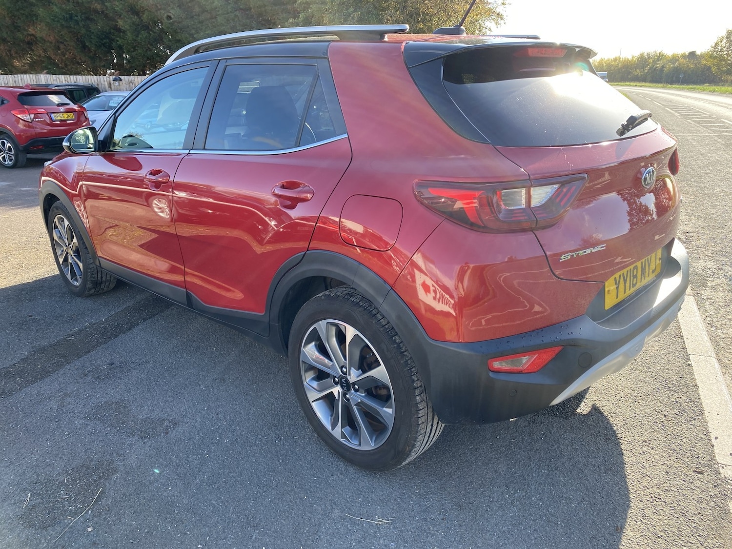 Used Kia Stonic 2018 for sale - 76120261: Photo 6