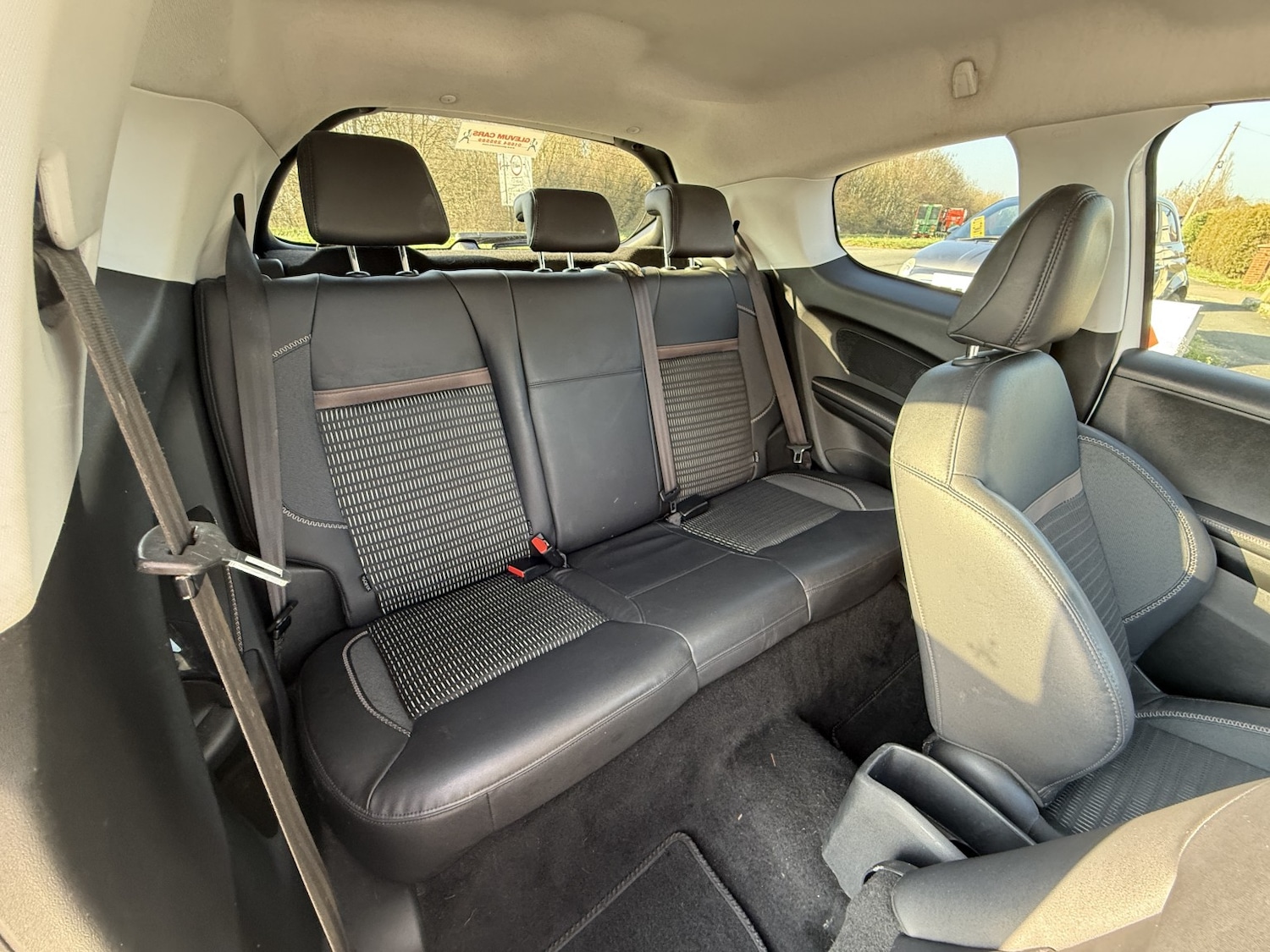 Used Peugeot 208 2013 for sale - 77759015: Photo 12