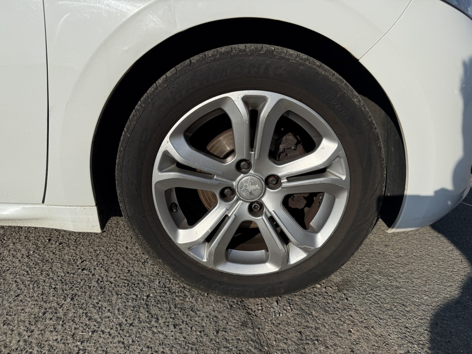 Used Peugeot 208 2013 for sale - 77759015: Photo 18