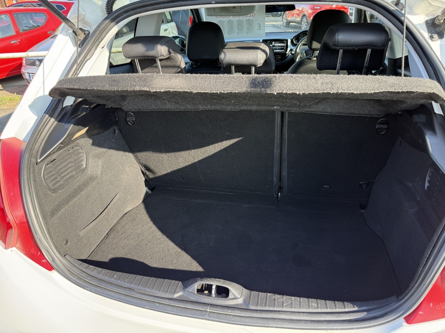 Used Peugeot 208 2013 for sale - 77759015: Photo 8