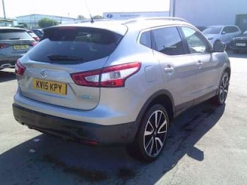 Used Nissan Qashqai 2015 for sale - 79352714: Photo