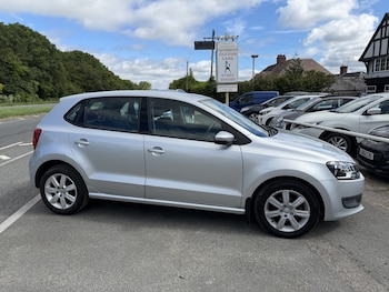 Used Volkswagen Polo 2010 for sale - 78956780: Photo
