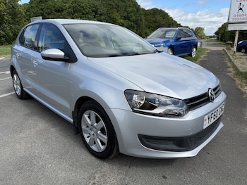 Used Volkswagen Polo 2010 for sale - 78956780: Photo