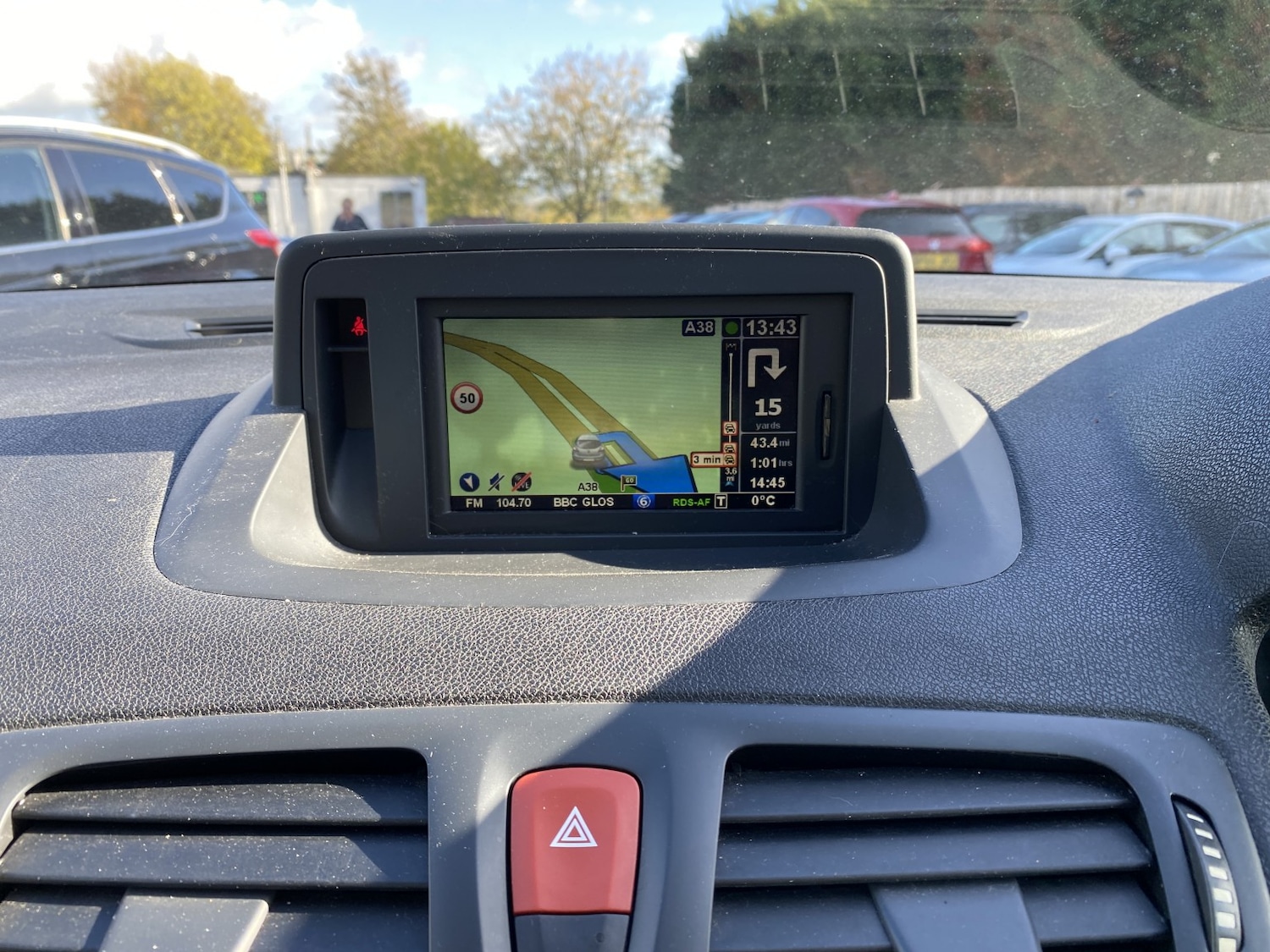 Used Renault Megane 2011 for sale - 76082705: Photo 24