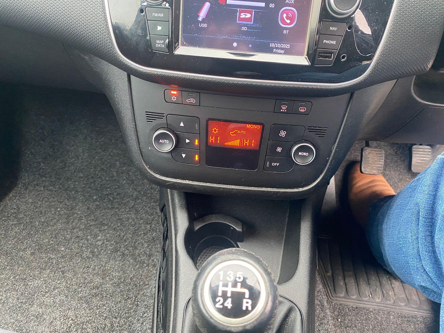 Used Fiat Punto 2017 for sale - 76242879: Photo 16