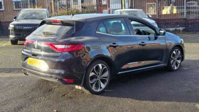 Used Renault Megane 2017 for sale - 77154418: Photo 4