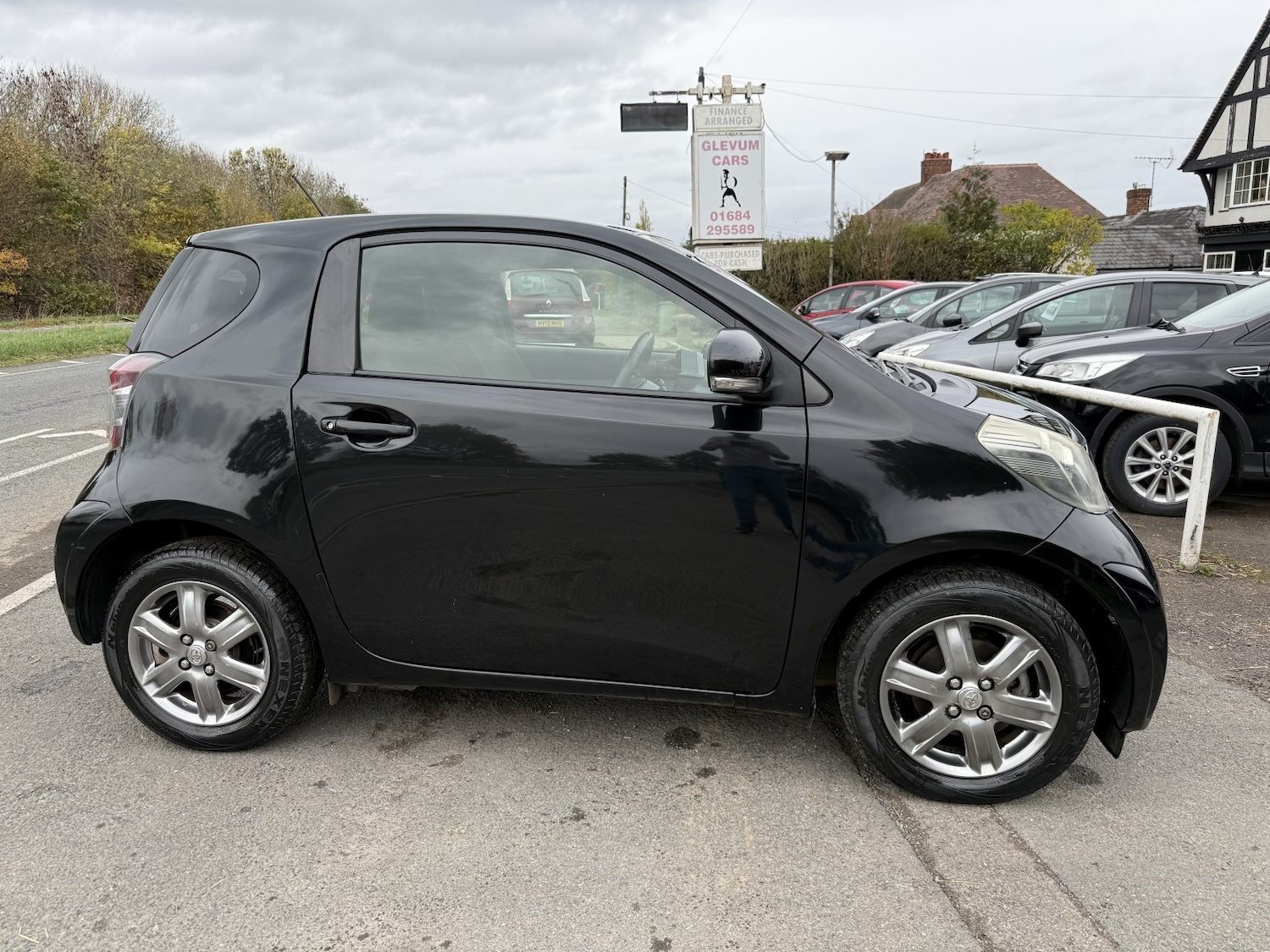Used Toyota IQ 2012 for sale - 76407635: Photo 1